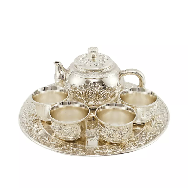 High-end Silver Tea Set Handmade Gilt Silver Teapot Chinese Kung Fu Tea Set Rose Pattern Ceremony Gifts One Pot and Four Cups