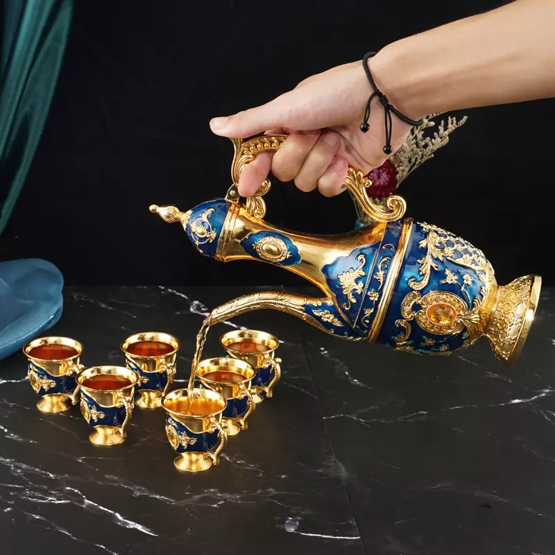 Zinc alloy painted European style wine utensils pot with 6 pcs metal wine cup - Image 2